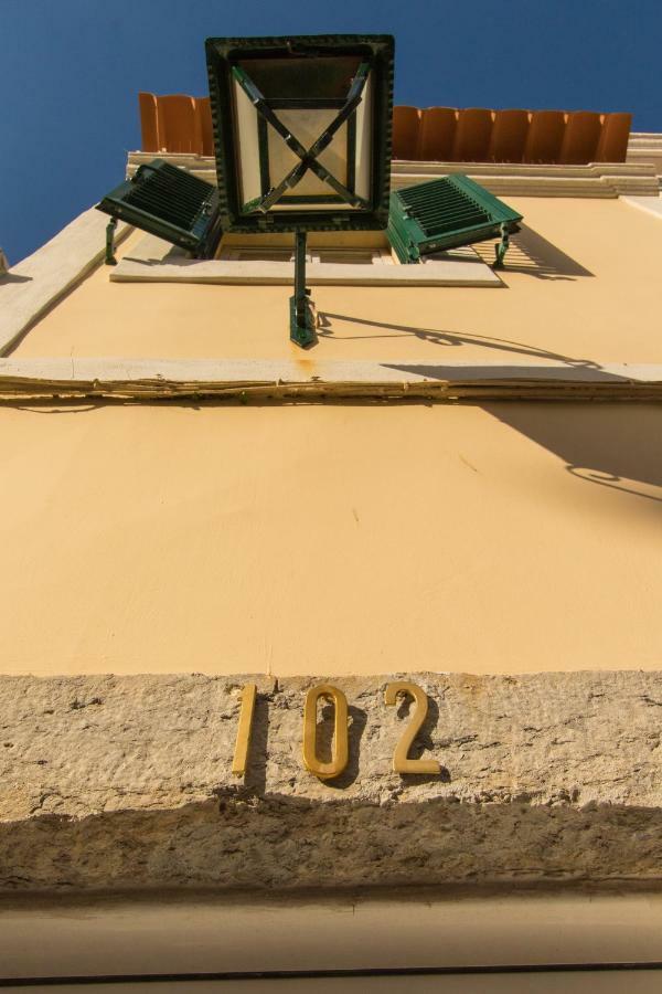 Belem Skinny House Lissabon